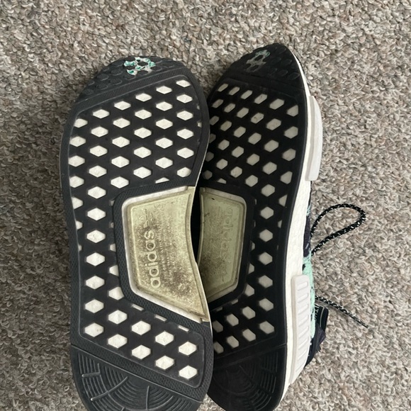 Adidas Shoes - Picture 3 of 3